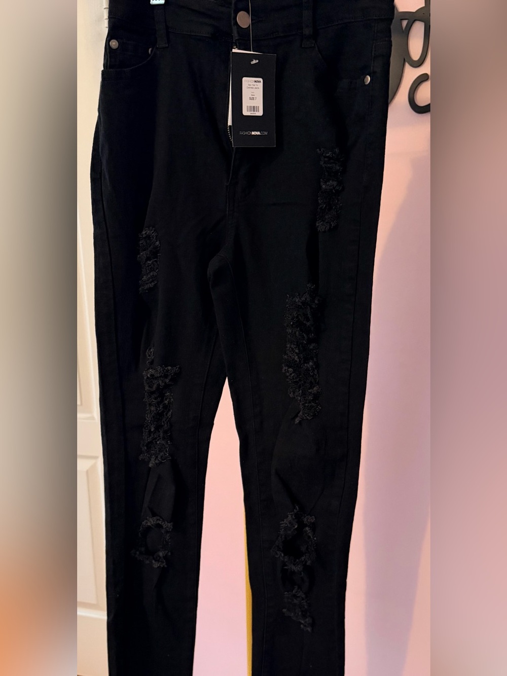 NEW!  Fashion Nova Say Yes to Distress Skinny Jeans